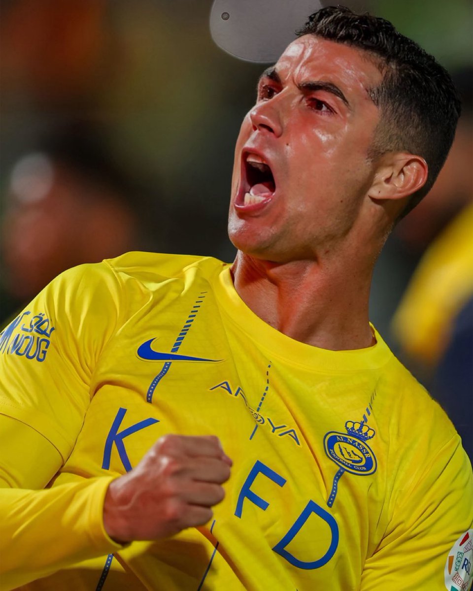 ❗Hattricks anotó desde que cumplió 30 años:

🇵🇱 Robert Lewandowski: 3

🇫🇷 Karim Benzema: 5

🇺🇾 Luis Suárez: 5

🇦🇷 Lionel Messi: 6

🇵🇹 Cristiano Ronaldo: 34 🤯🐐