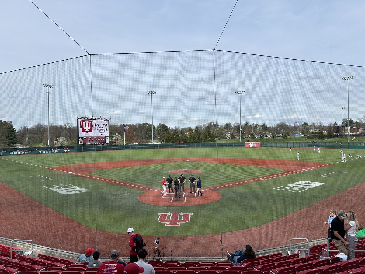 After taking the first leg of the doubleheader in a 22-3 blowout, the Indiana Hoosiers look to take the series against Butler. I’ve got the call coming up at 5pm with @nickrodecap on @WIUXSPORTS - come join us! #iubase iusportsmedia.mixlr.com/events/3297879