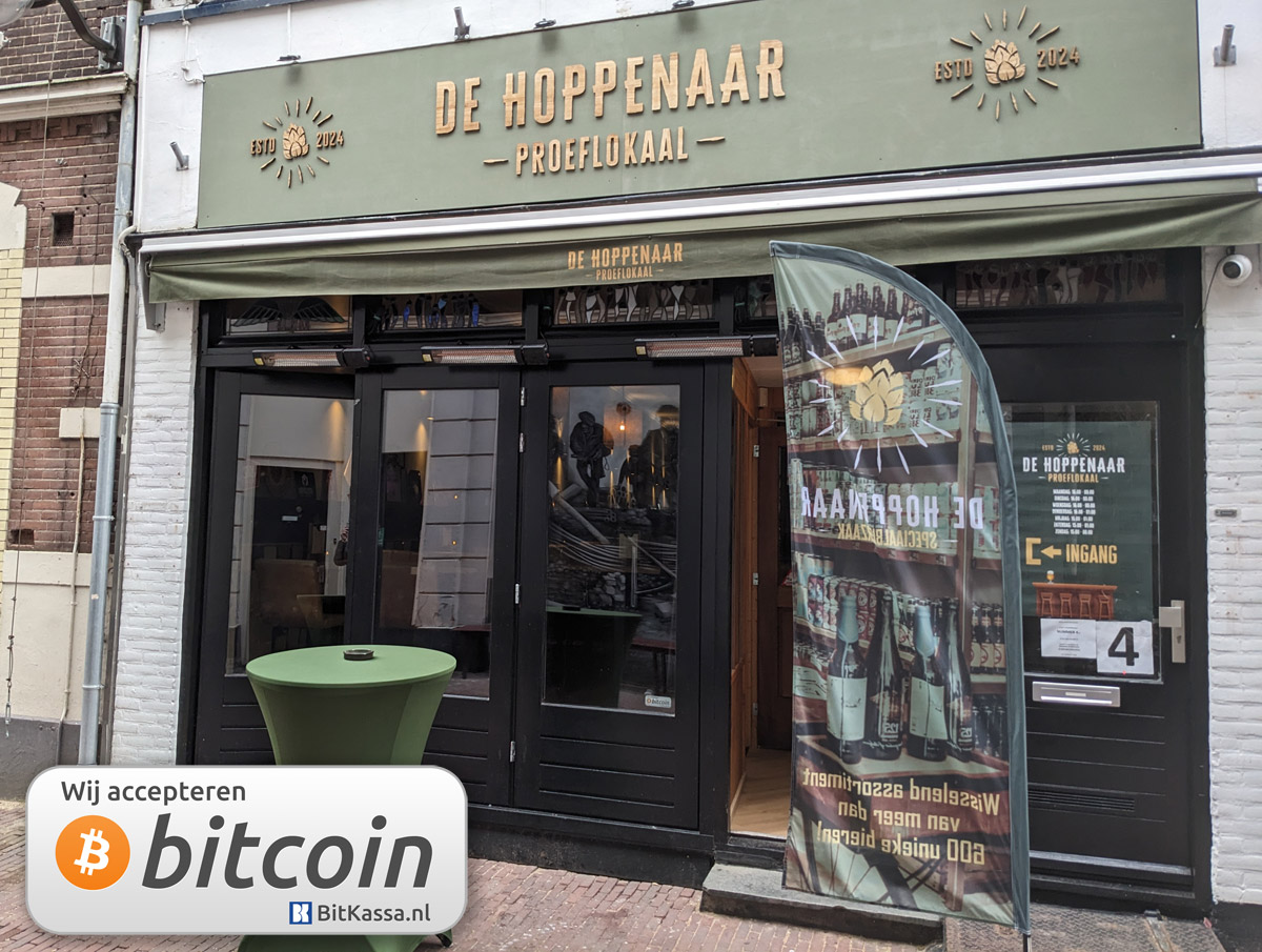 The owner of our favorite beerstore (De Hoppenaar) has now also opened a café (Proeflokaal) in which he naturally also accepts #bitcoin. For the locals: It's where the Irish pub 'Pegasus' used to be. They have an insane amount of specialty beers to choose from!