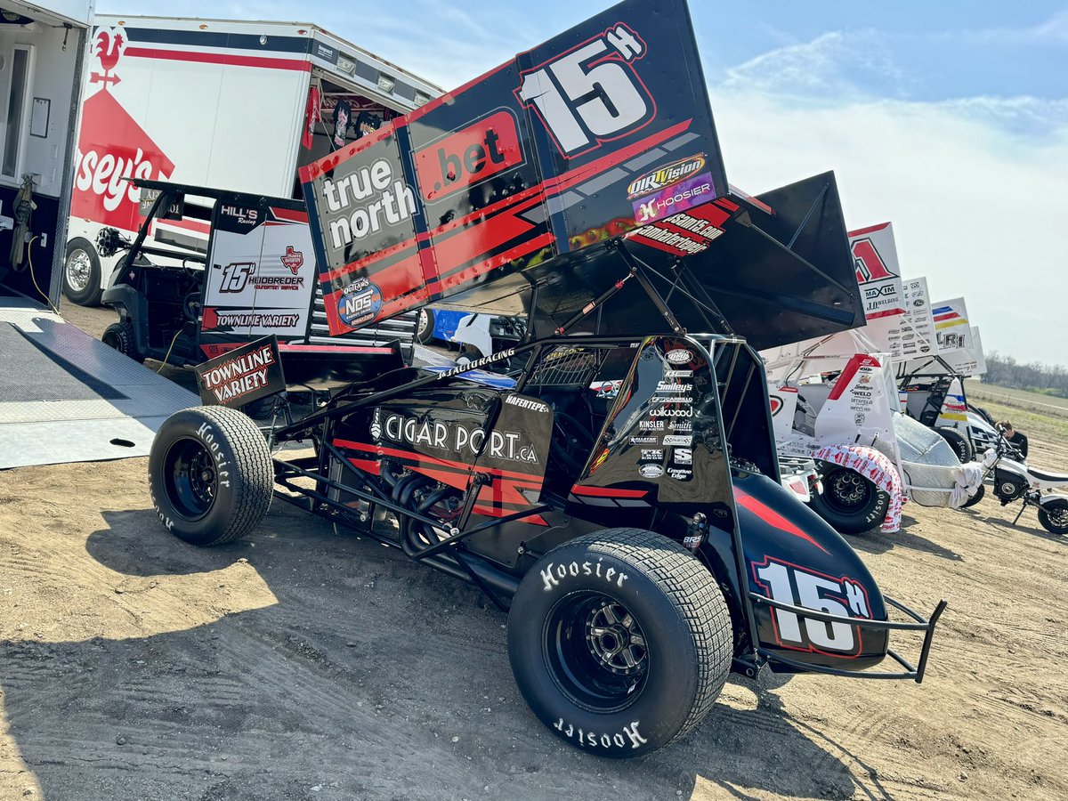 .@SamHafertepeJr has been in the top-10 with the All Stars and on the podium with NCRA twice at @81_Speedway. Tonight marks the @HillsRacingTeam driver’s third attempt at the Kansas track with the World of Outlaws @NosEnergyDrink Sprint Cars!