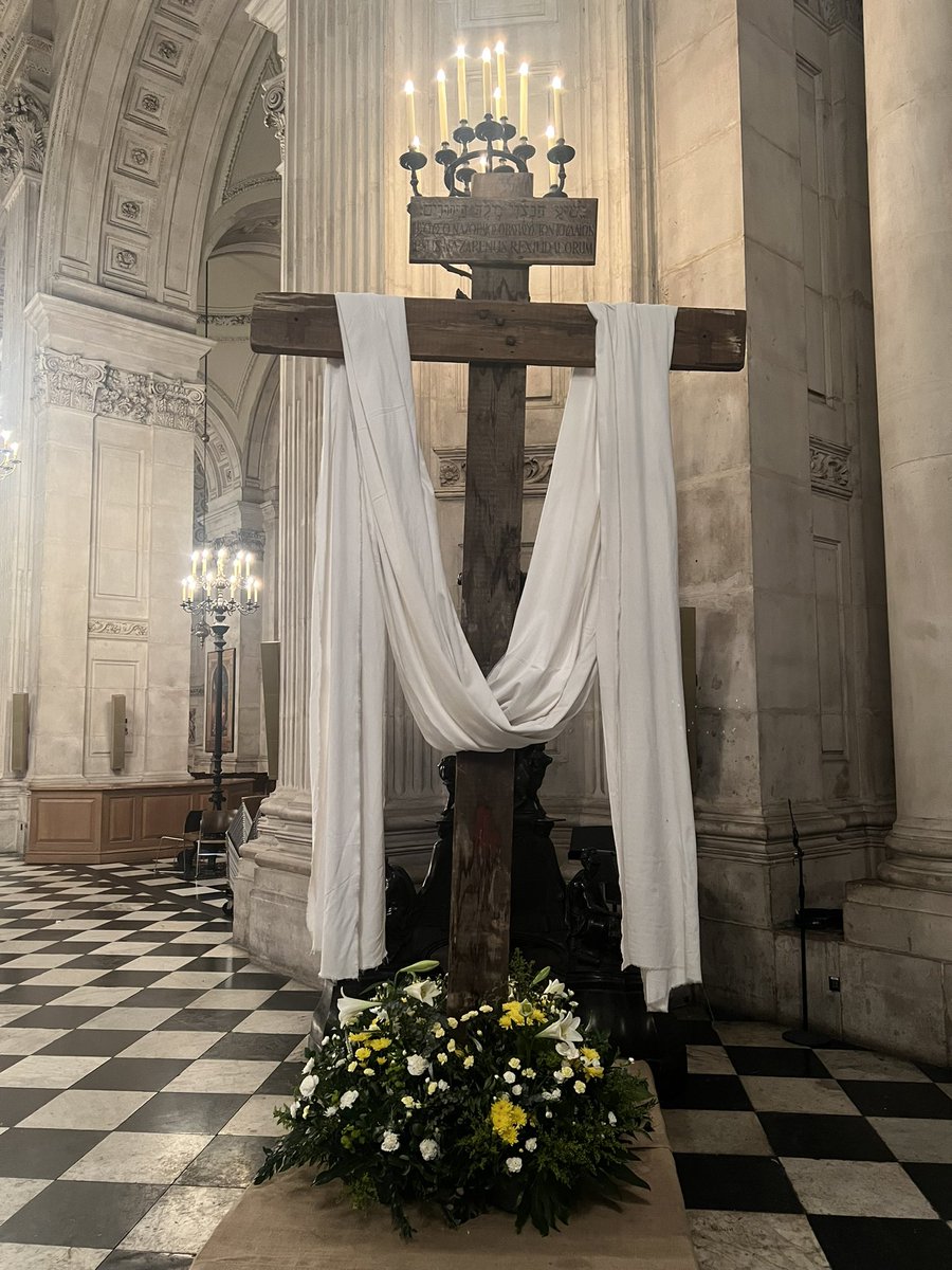 Wonderful to baptise 22 and confirm 101 wonderful people @StPaulsLondon this evening @dioceseoflondon