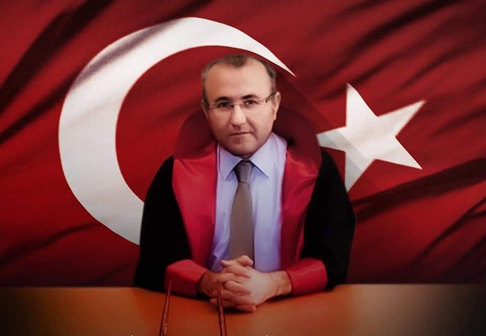 ademdurmusb's tweet image. #DevSol #Savcı #SelimKiraz
#Ağır_Yaralamış #RABBİMden
SavcımızaAcilŞifalarDiliyorum
ÜLKEMİZİ germeye çalşanlara
ALLAH KahretsinSaf insanların
Arkasına saklanan pis zalimleri
RABBİM Kahru Perişan eylesin
#EvlerineOcaklarınaAteşDüşsün
2015 YIL FACEBOOK PAYA

facebook.com/share/p/x7y81j…