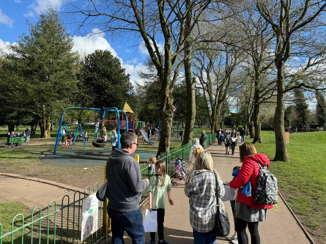It was fab to see Mesnes Park so busy for the Easter Eggspedition! Thanks to everyone who came & also to our fabulous @sthelenscouncil ranger service for their assistance today. Thanks go to Tesco Newton Le Willows for their kind choccy treat donation 🐰🥚🐰 #lovenlw #community