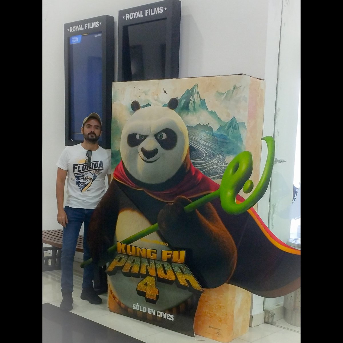 pezzotti_wilson's tweet photo. Viendo
#kunfupanda4 #movietime #Royalfilms #Popcorn #BEARD #beardtwitter https://t.co/lpvxfjb66Y