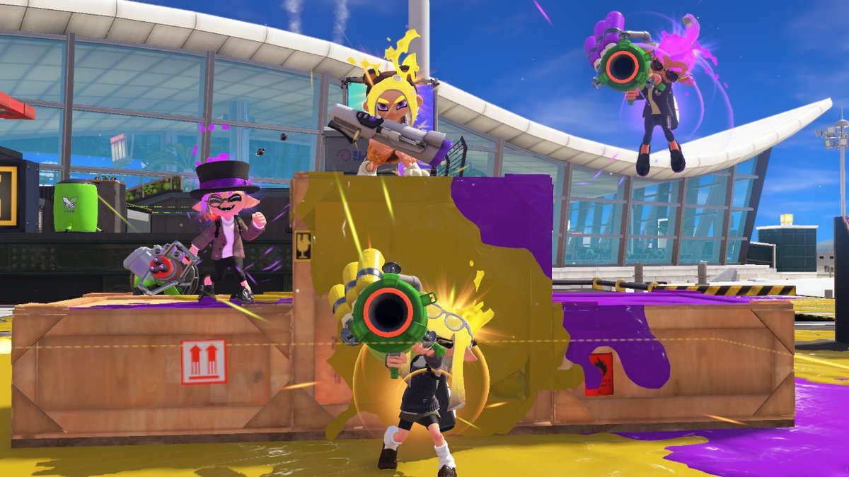 BigTommySplats's tweet photo. Big Tommy and the Splats went  4-2 in low ink day 1 advancing to top 32! 
ggs to the teams we faced!  

roster: 
@fishresistor vshot/carbon 
@Cajus6696 tent/slosh 
@D4rthAju splash/dualies
@/shl headit 
@soosheeeeeee vshot 
and thx @buschiger for being in the pic https://t.co/3xYVxWoHCr