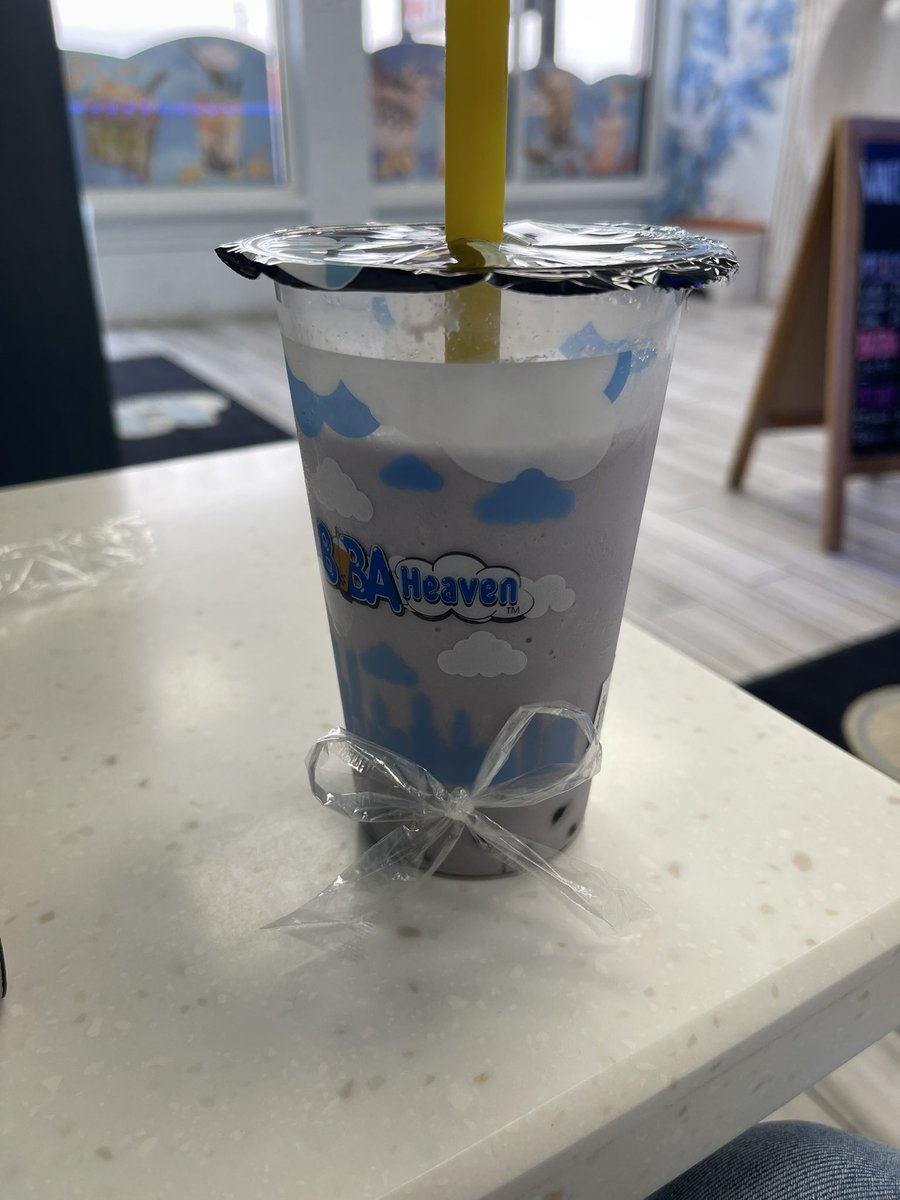 h34rtthrobber's tweet photo. boba w natttt👯‍♀️👯‍♀️😝 https://t.co/SwaurmyX8M