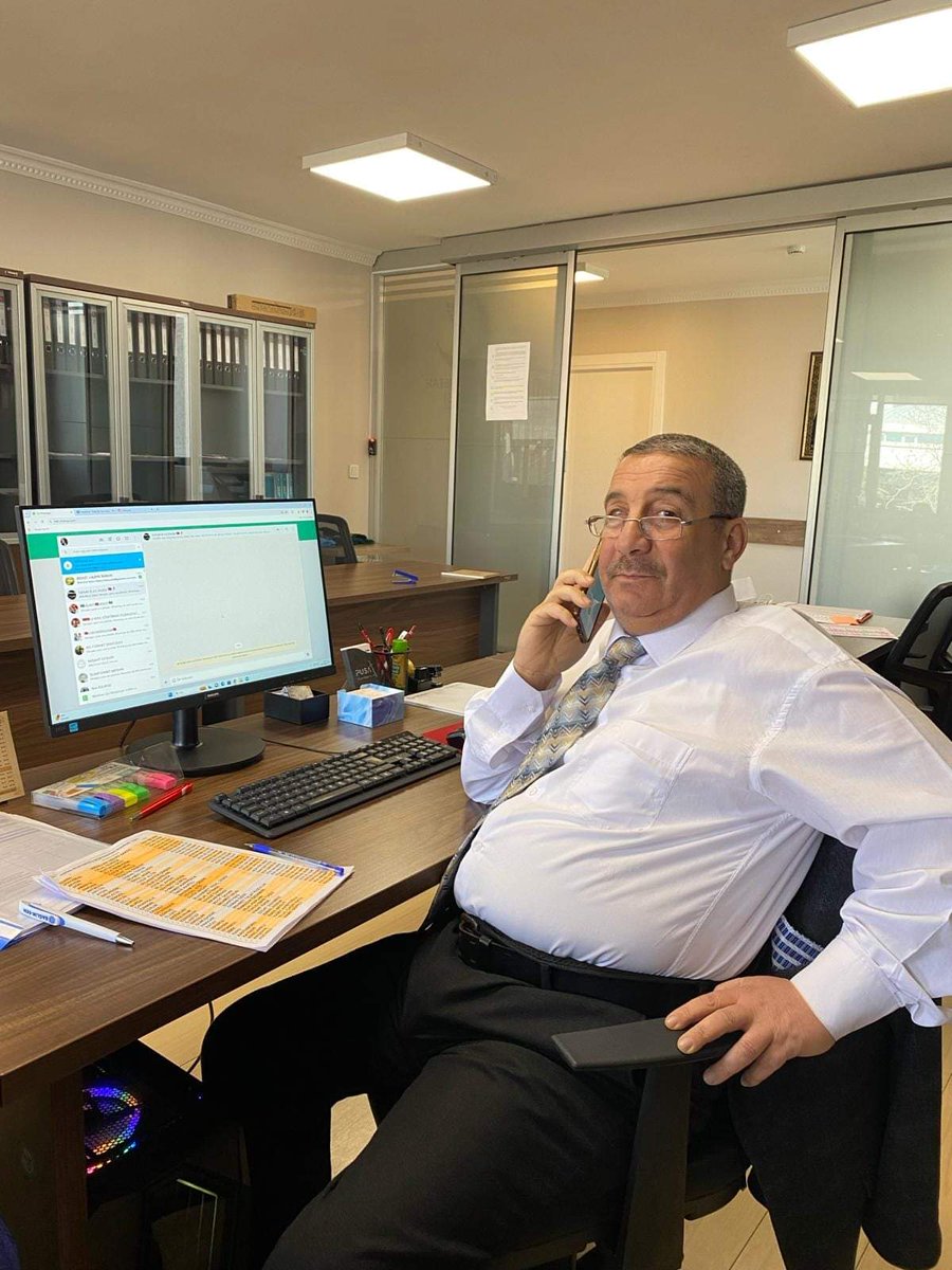 Gerçekleri Gördüğü Halde Görmezden Gelene Kör Derler;
Gerçekleri Duyduğu Halde Duymazdan Gelene Sağır Derler;
Gerçekleri Bildiği Halde Dile Getirmeyene Lal Derler;
Zafer Yakındır;
Zafer İnananlarındır....👍
Cihad Rahmi Akar