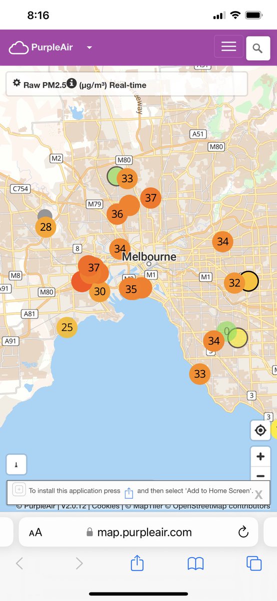 Day three of toxic air in Melbourne, @VicGovEPA airwatch still not online, no warnings to public! Hold @FFMVic to account and record what they are doing! Too many fires no fresh air for days. This WILL be causing health effects to many! Pm2.5 pollution there is no safe level!