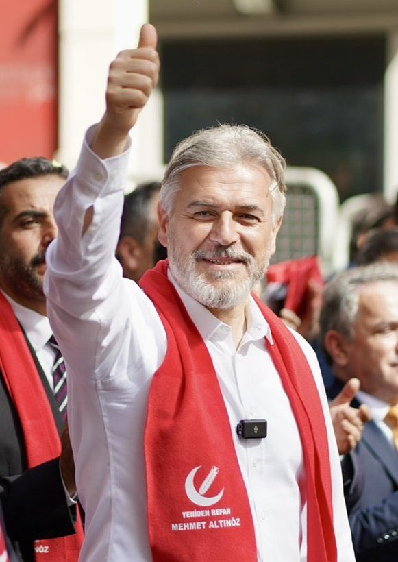 Her türlü saldırıya ve yıpratma çalışmalarına rağmen gece gündüz sahada ter döken bizim Mehmedimiz gönülleri feth etmiştir. 

Yarın tüm İstanbulluların oylarını Ahlaklı Belediyecilikten yana kullanacağından eminim. <a href="/MehmedAltinoz/">Mehmet Altınöz</a>