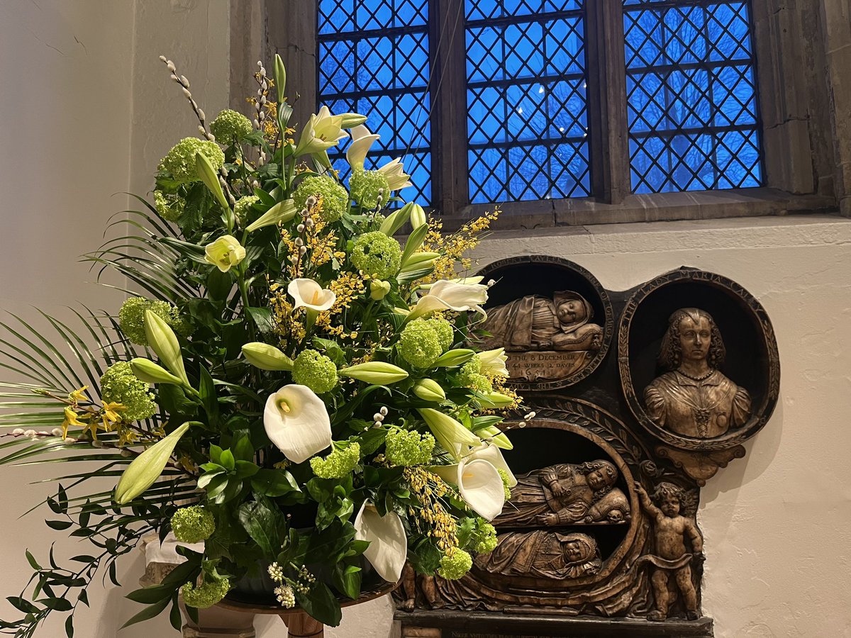 We’re ready. Easter Sunday 
0915 White Tower
1100 St Peter ad Vincula
All welcome.
