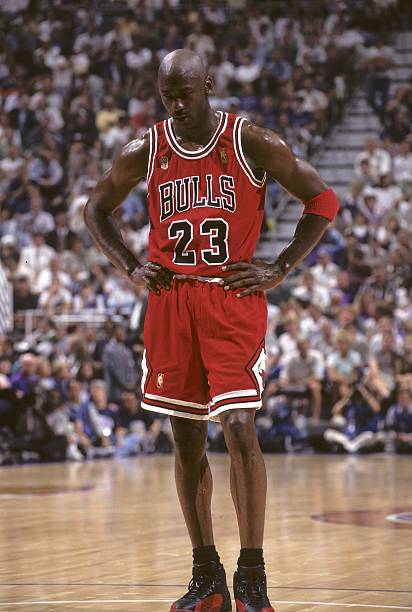 If you're going to take three hours out of your day to watch me on TV, I have an OBLIGATION to give you my best, give you my best ALL THE TIME.' ~ Michael Jordan #NBA