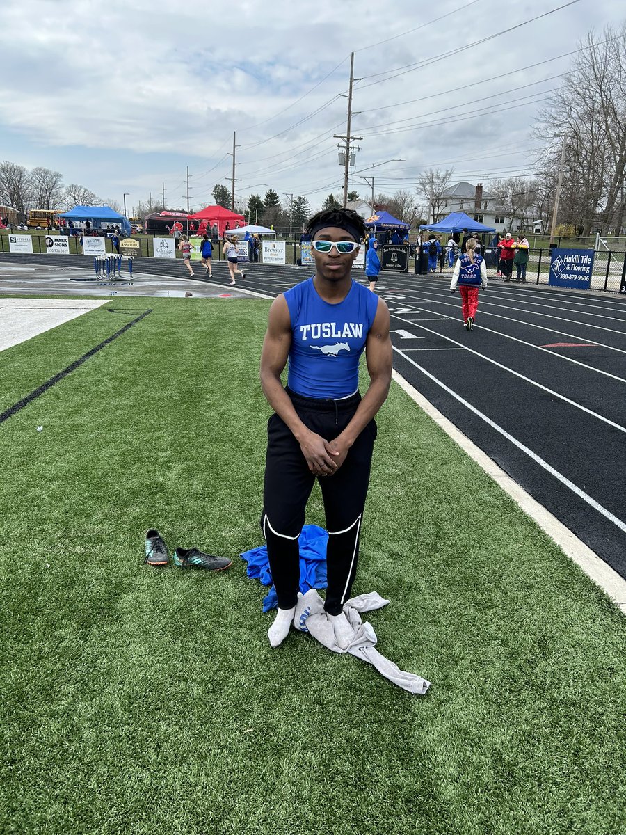 Great job to all our athletes today. Rainy first meet of the year to kick off the season. Manny had a great day taking first in the 400 with a PR of 52:10 and first in the 200 with a 23:20.