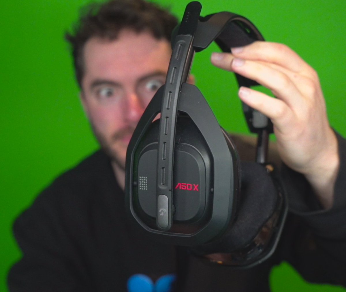 CaptainSparklez (@captainsparklez) on Twitter photo Hello everybody, it is time that we do a giveaway of the new Astro A50 X headset. Just retweet this and be following me and <a href="/LogitechG/">Logitech G</a> to enter and we'll choose someone in a week.
*Also gonna give another one away on stream this coming week :D #LogitechGPartner Hello everybody, it is time that we do a giveaway of the new Astro A50 X headset. Just retweet this and be following me and <a href="/LogitechG/">Logitech G</a> to enter and we'll choose someone in a week.
*Also gonna give another one away on stream this coming week :D #LogitechGPartner