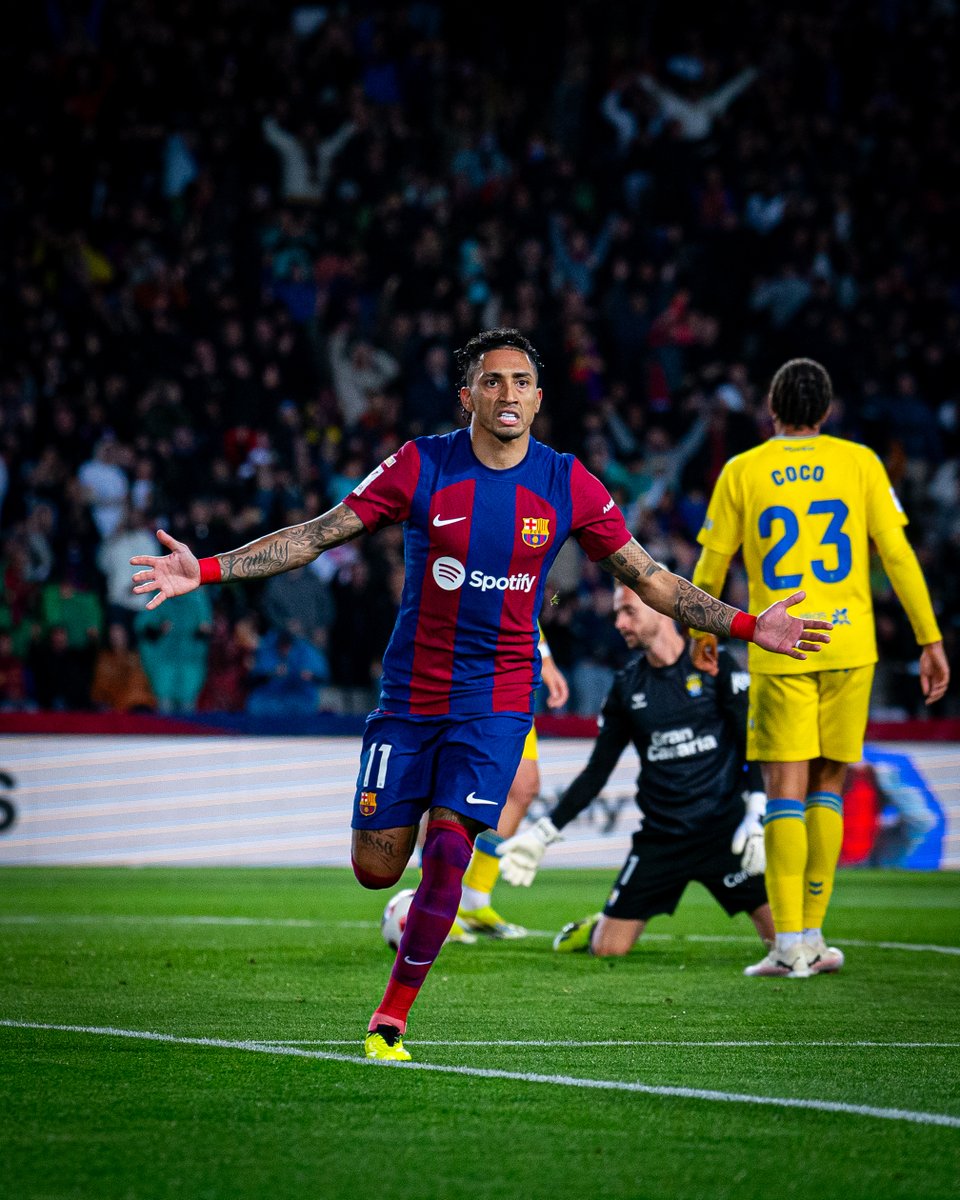 FCBarcelona_es's tweet photo. Ya venimos, París 🇫🇷 https://t.co/R1pqOcMIY4