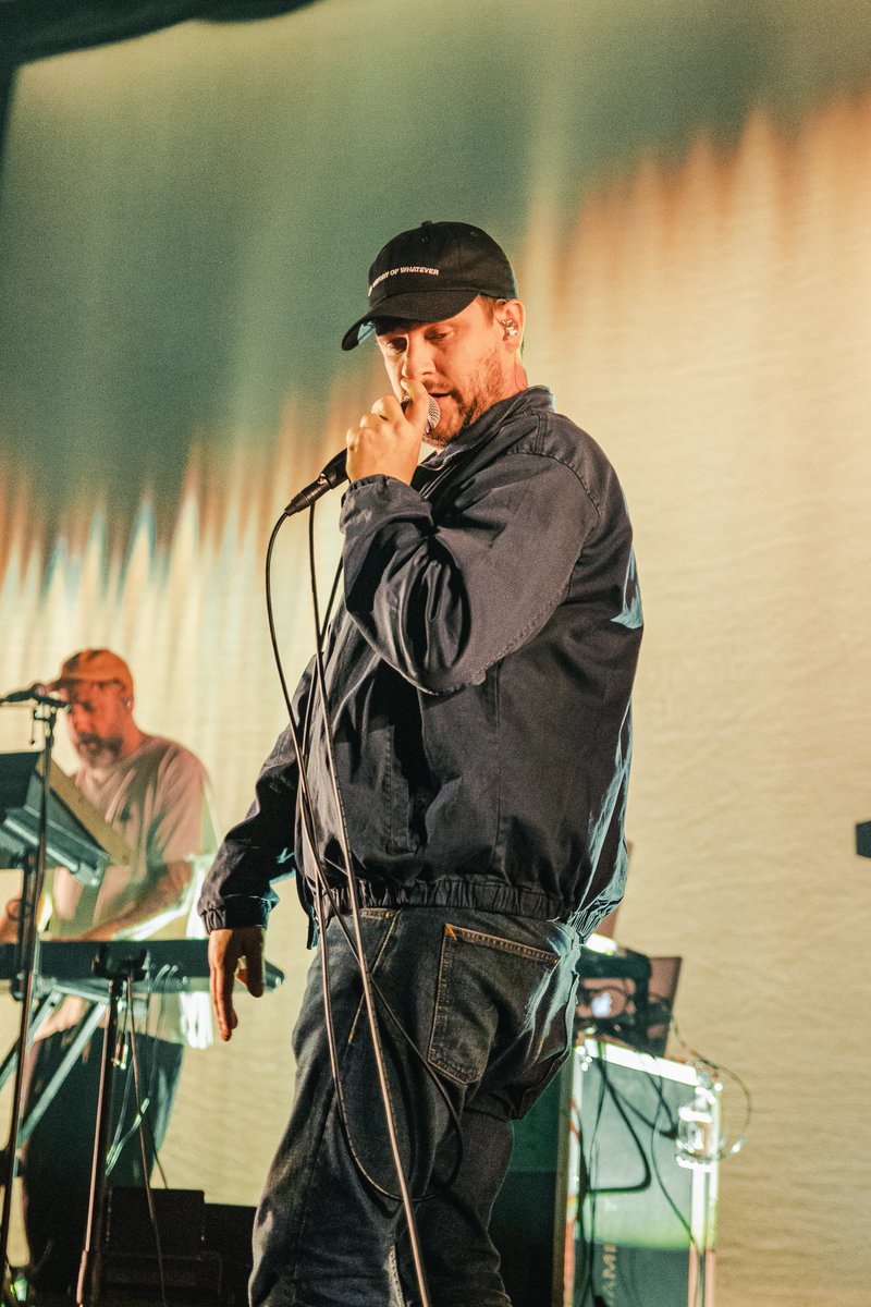 all i am thinking about is hearing 90s Cars at a festival this summer <a href="/jamietmusic/">Jamie T</a>