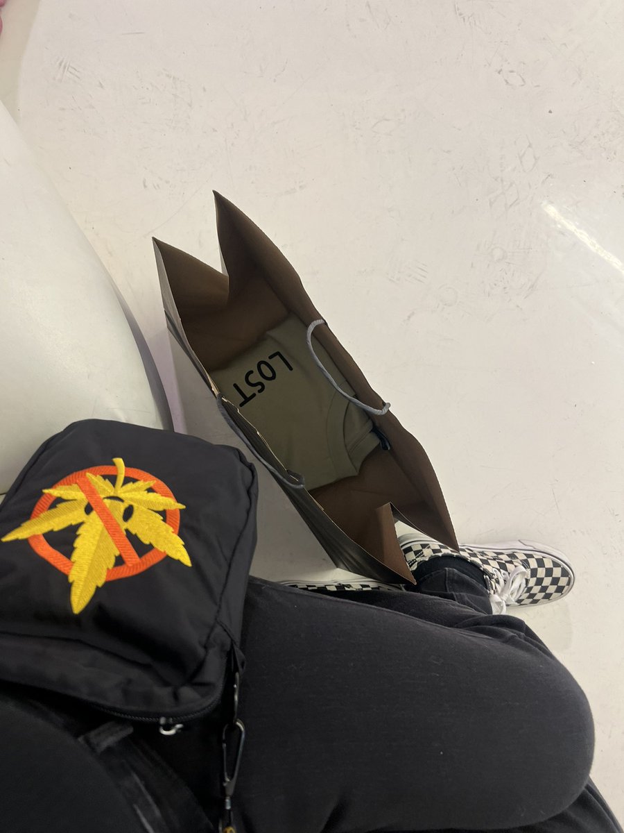 Elemendee's tweet photo. I took so many pics, had to include some for memories 🫶🏼

#HappyImSad ☺️ 
#NotDrugs 👺 https://t.co/RtgpjPeRlR