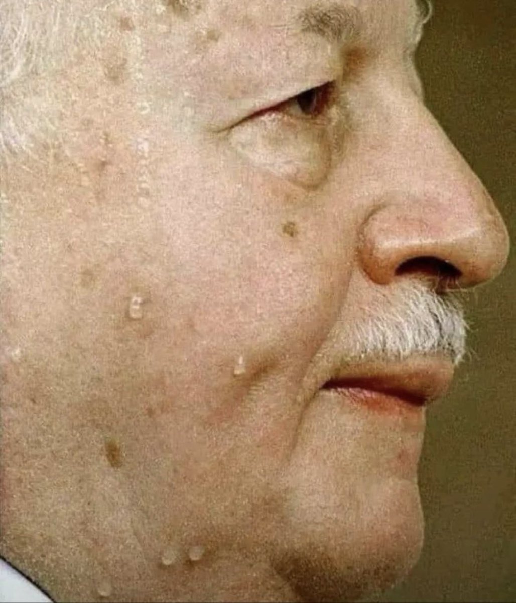 YENİDEN REFAHLI
KARDEŞLERİMİZ,
İSTANBUL CÜZ-İ BİR OYLA KAYBEDİLİRSE,
RAHMETLİ HOCAMI BONCUK BONCUK TERLETENLER BAYRAM EDERSE,
AHİRETTE İKİ ELİMİZ YAKANIZDA OLUR BİLESİNİZ…