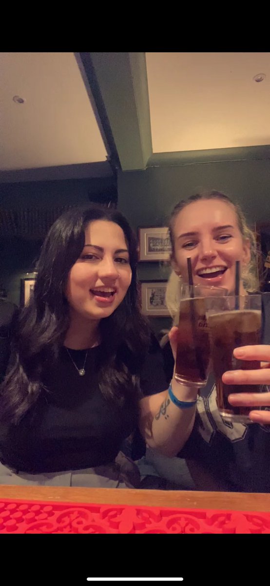 erinmooneyy's tweet photo. we were sat at the the bar, some guy came over, said "do you want some shots? two shots for the lovely ladies" and got us a baby guinness each. he paid for them then walked away. a man who gets it https://t.co/K8XrrQ0IDc