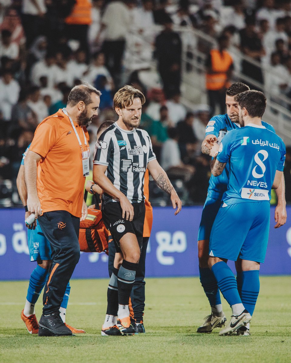 Tough battle. Heads up! Thank you to the fans for your support. 💪⚽⚫️⚪️ @AlShababSaudiFC 

#AlShabab #YallaShabab
#Rakitic #SPL