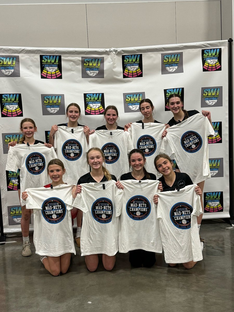 premier_13Black's tweet photo. 14 Gold March Mad-Nets Champions! 
Next up, another chance to earn a bid at Show Me in 2 weeks. https://t.co/AEu3jLSGxi