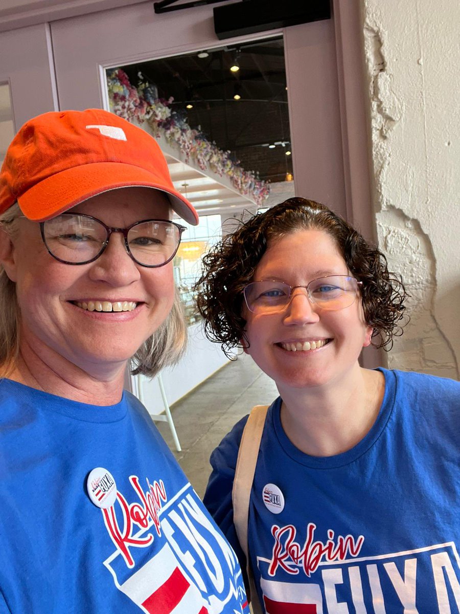 Stillwater superstars Rep. Trish Ranson and Senate candidate Robin Fuxa hit the doors to talk to voters about the election in November! 👏🗳️