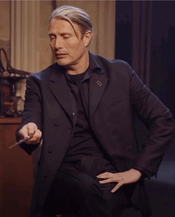 #MadsMikkelsen