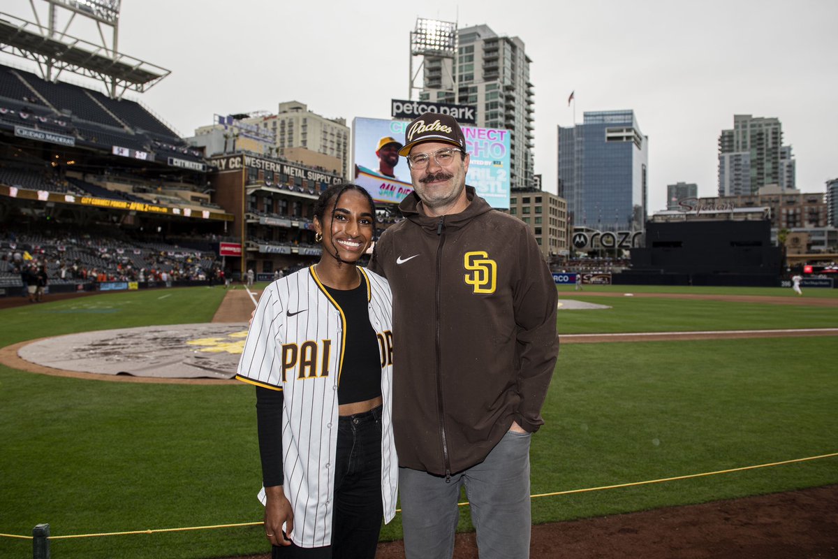 U.S. Soccer’s 2023 Female Player of the Year @USWNT and @sandiegowavefc superstar @naomi_girma threw a strike for today’s first pitch!