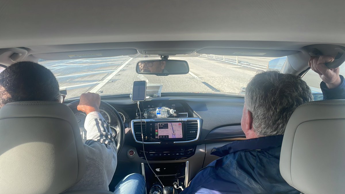 There should be an Uber specifically for picking up dads and letting them talk shop for a little. Mines 5/5 on sitting up front and asking about traffic and favorite place to drive around