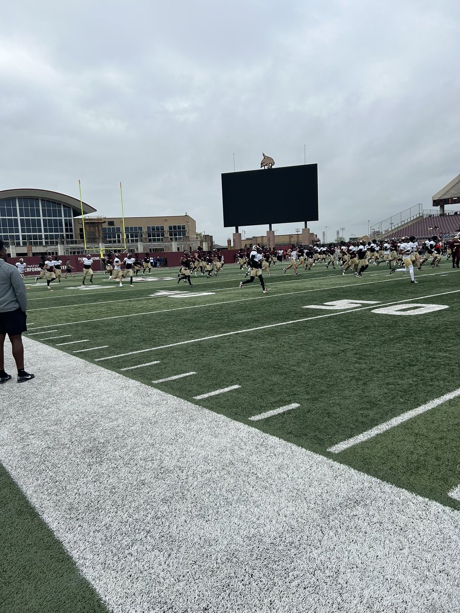 Thank you @TXSTATEFOOTBALL for the great day at Junior day. I learn a lot about the bobcats football program. Really enjoyed it ,@LDKep @26Int_Hit @Marshall_Reggie @CoachMikeOG