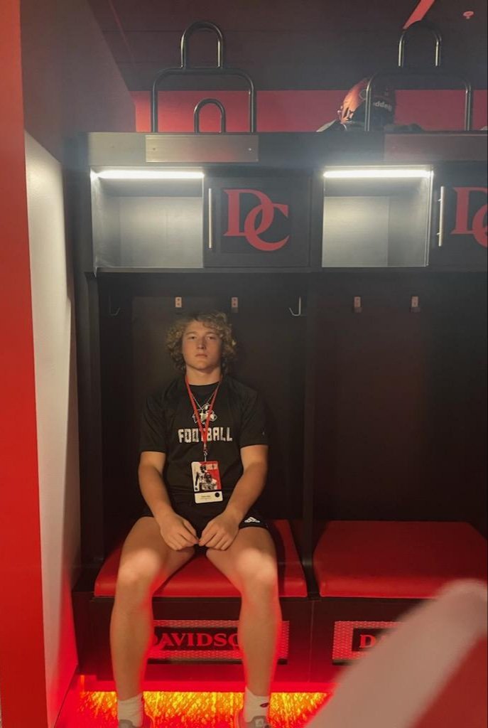 Had an amazing time @DavidsonFB for Jr day. The new facilities & stadium are 💥!! Thank you @Scott_AbellFB @coachjberlin for talking with me & showing me everything! Looking foward to coming back soon. @DeShawnBaker6 @SC_DBGROUP @HoughFB