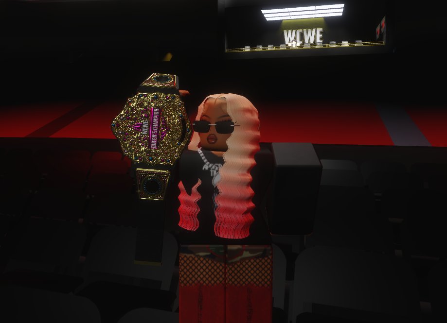 NelliTheDiamond's tweet image. Looks like The Diamond is bringing home gold, because i am your NEW Queen's Champion, and not only that but a 7x baby. 💎🤼‍♀️ #TheDiamond #HateOnIt #Roblox