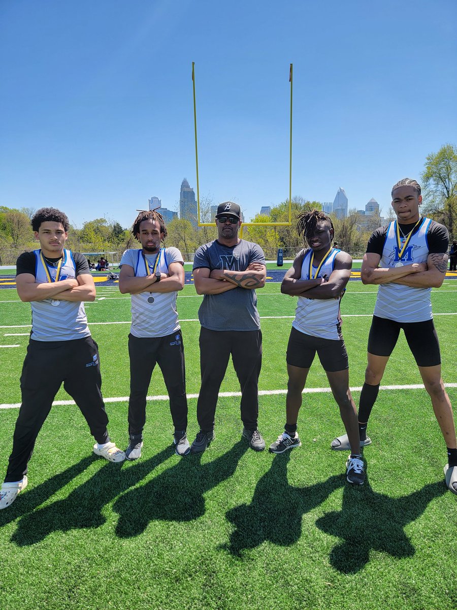 MICStrack_field's tweet photo. Our 4x100 meter relay team takes second today at the Johnson C. Smith High School Invitational. They posted a season best and current number 1 ranked 1A time of 42.40. #RaptorSpeed 

Leg 1- @JavonBoyd15 
Leg 2- Malachi Davis 
Leg 3- @JusticeW_2 
Leg 4- @ReggieDaniel06 https://t.co/500ttRBzdt