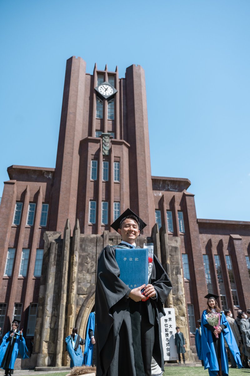 basis64's tweet image. 東京大学医学部医学科を卒業しました！
宇宙飛行士を志して入学し、航空宇宙医学に出会って7年。様々な活動の機会に恵まれ、朧げながら自分の道の輪郭が見え始めた大学生活でした。

春からは都内で初期研修に臨みます。宇宙を目指すための臨床の基礎を、しっかり叩き込んでいきます！