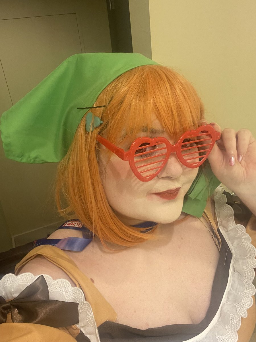 snowdoes's tweet image. I forgot to post this morning but day 2 Sakura-Con  with chika from sunshine in the mirror has been so nice and loved by folks, thanks so much 😭