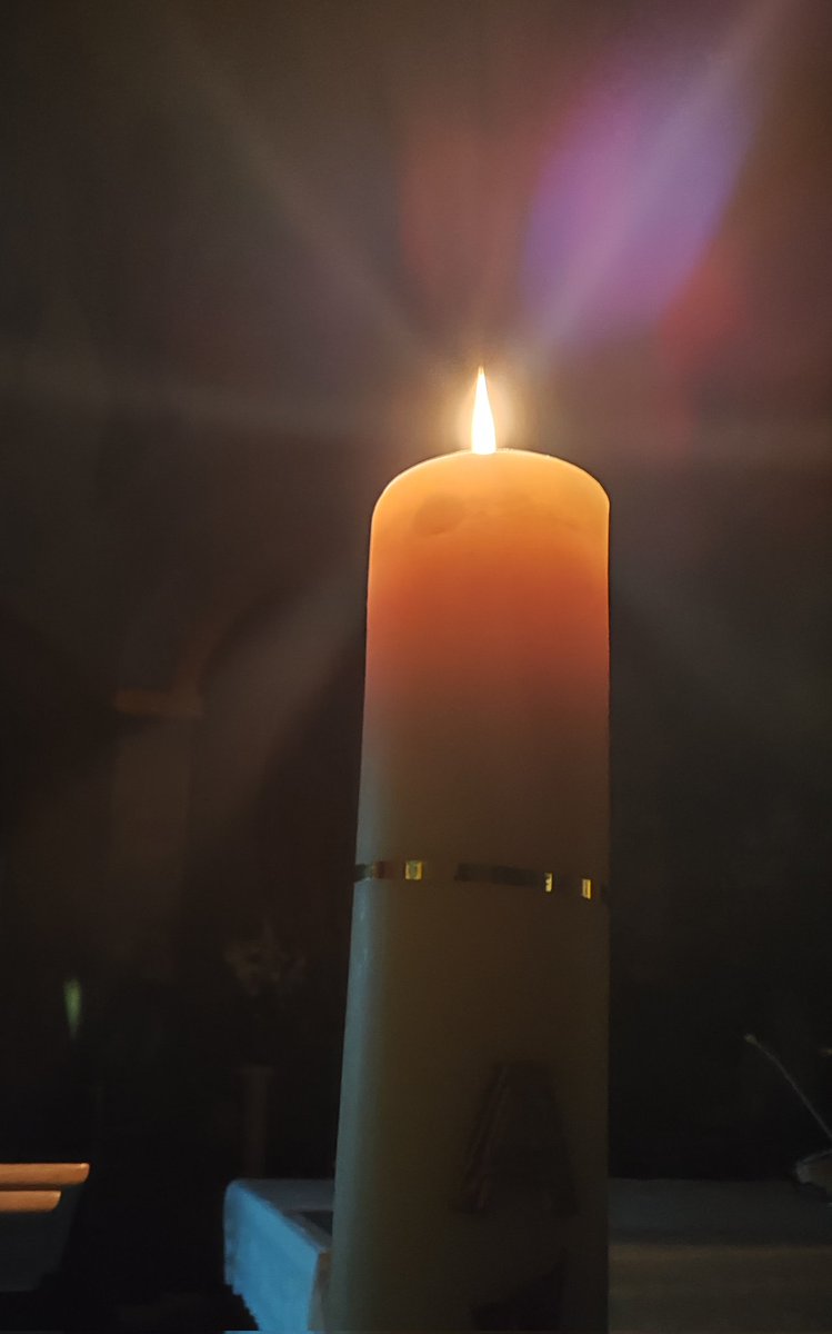 patergongora's tweet photo. ¡¡¡CRISTO HA RESUCITADO!!!

Cristo venciendo a la muerte y al pecado, nos restaura y llama a ser partícipes de la vida eterna.

¡Feliz Pascua de Resurrección a todos! https://t.co/VZPCdHJY9e