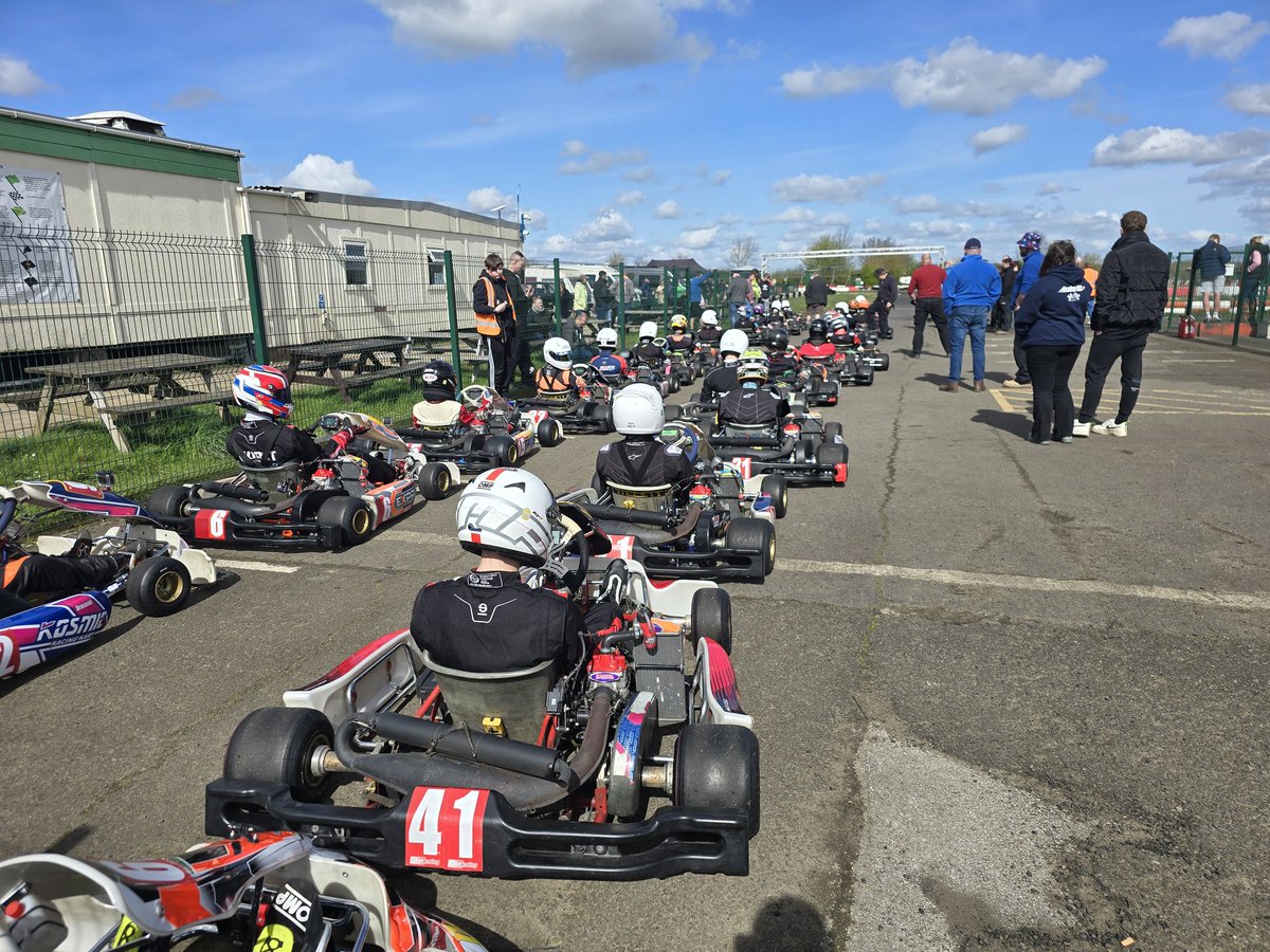 Seems to have been a lot of bikes out today. Aside from not having a working bike I spent the day fettling a kart.