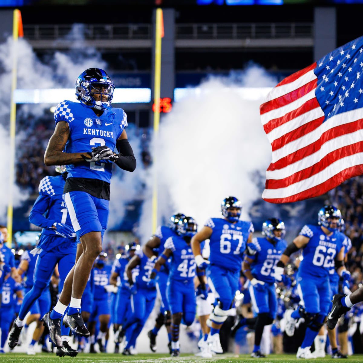 #AGTG ✝️ Extremely blessed to receive an #SEC offer from <a href="/UKFootball/">Kentucky Football</a>‼️ I’m excited and grateful for this opportunity <a href="/vincemarrow/">CoachMarrow</a> 💪🏽 and I’m looking forward to getting on campus soon. 🔵⚪️ #BBN

<a href="/CoachEvanDreyer/">Evan Dreyer</a> 
<a href="/AHS_TDClub/">AHS Touchdown Club</a> 
<a href="/RowlandRIVALS/">Justin Rowland</a> 
<a href="/UKStoopsTroops/">Kentucky Football Recruiting</a> 
<a href="/UKAthletics/">Kentucky Athletics</a>