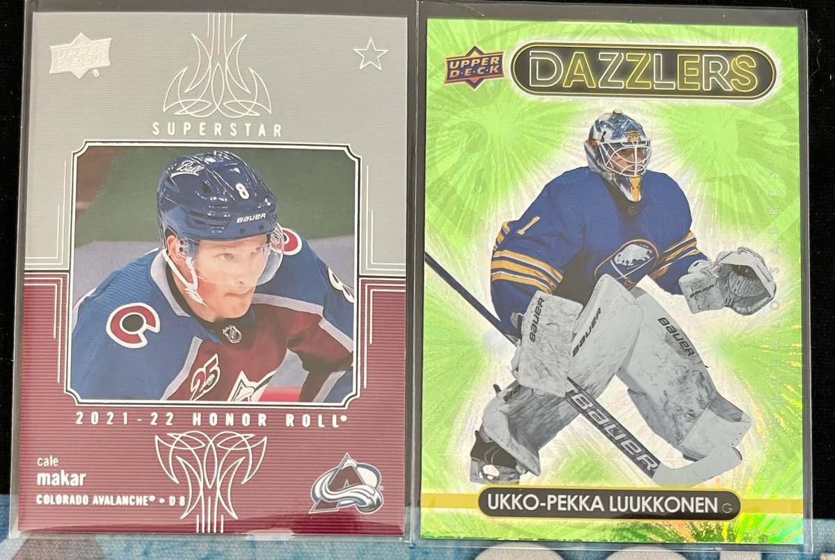 supermikeio's tweet photo. Checked out West Lake Center Mall in Seattle and found a Blaster box vending machine and couldn’t say no @UpperDeckHockey #1packaday https://t.co/taeHxsE8ni
