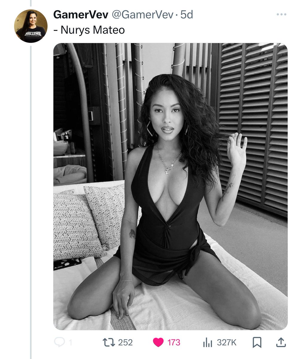 _blureaper's tweet image. Come for Olivia it’s gonna cost ya