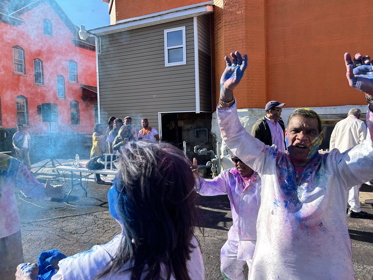 🌈✨ Had a great time at the Holi Festival in Schenectady today! Bright colors, laughter, and happiness everywhere. 

📸 Check out the fun moments in the photo gallery on my Facebook page. [Link to photo gallery: facebook.com/AsmSantabarbar…]

 #Holi #FestivalofColors #Schenectady