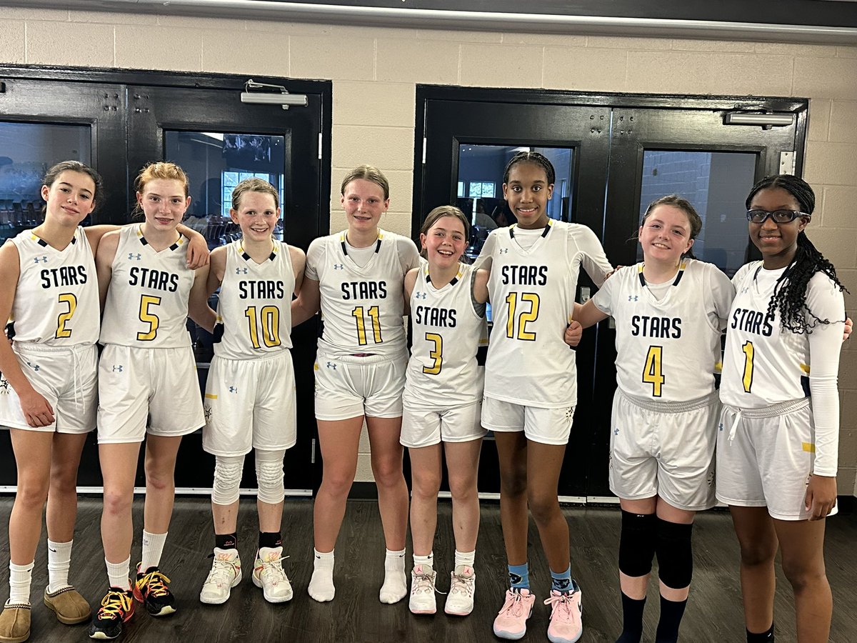 I’m proud of these ladies this weekend! They have fight and it’s fun to watch them play.They went 2-1 this weekend!  #keepworkinghard#Starsbasketball 🏀 <a href="/StarsBballClub/">STARS Basketball Club</a>