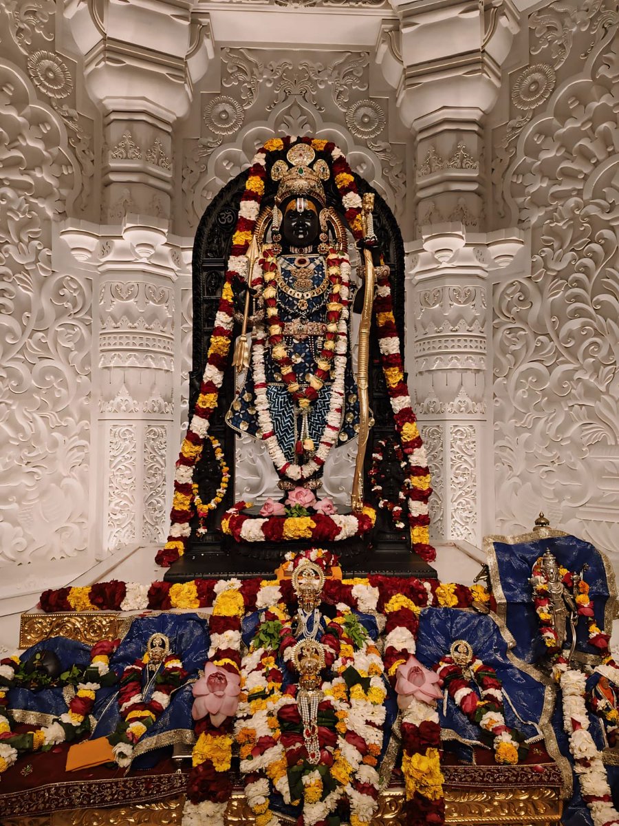 KSyadav00282578's tweet image. जय श्री राम 🚩🚩
सुप्रभात 🙏🏻
#ClickChallenge 
#Arrested 
#RohitSharma𓃵