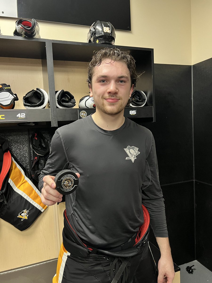 WBSPenguins's tweet photo. Another first we’ve been waiting for 🥹

Congratulations, Avery! https://t.co/VysrnA7tEW