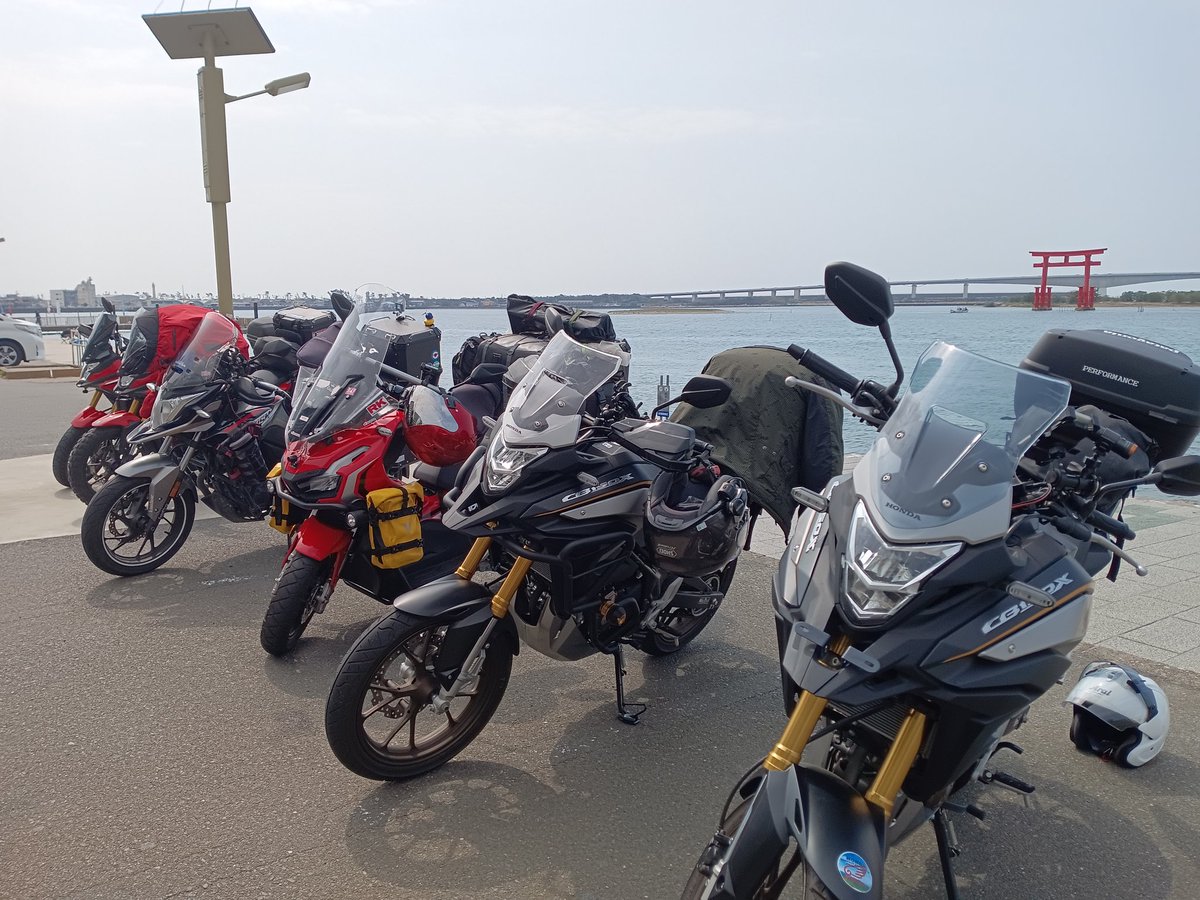 bunbunmaru71's tweet photo. #CBミーティング浜名湖
#CB190X
#CB150X
#CB200X
#ADV150 https://t.co/t3Oh3VE9wj