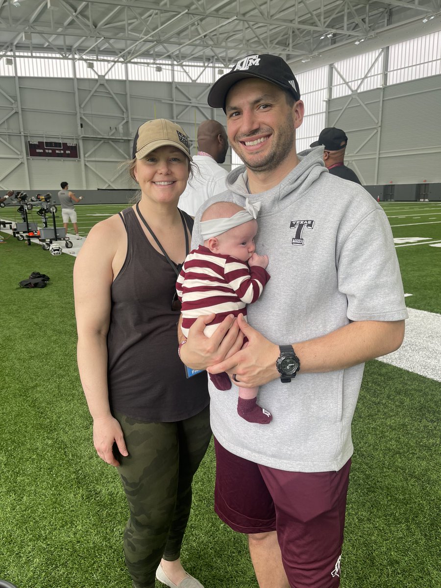 Great to have some big time visitors at practice today!! #GigEm 👍