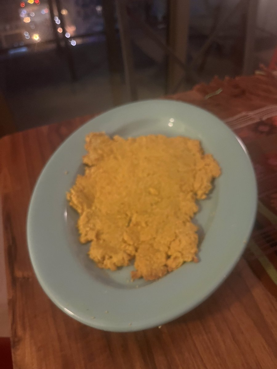 DEACTIVATED tweet media