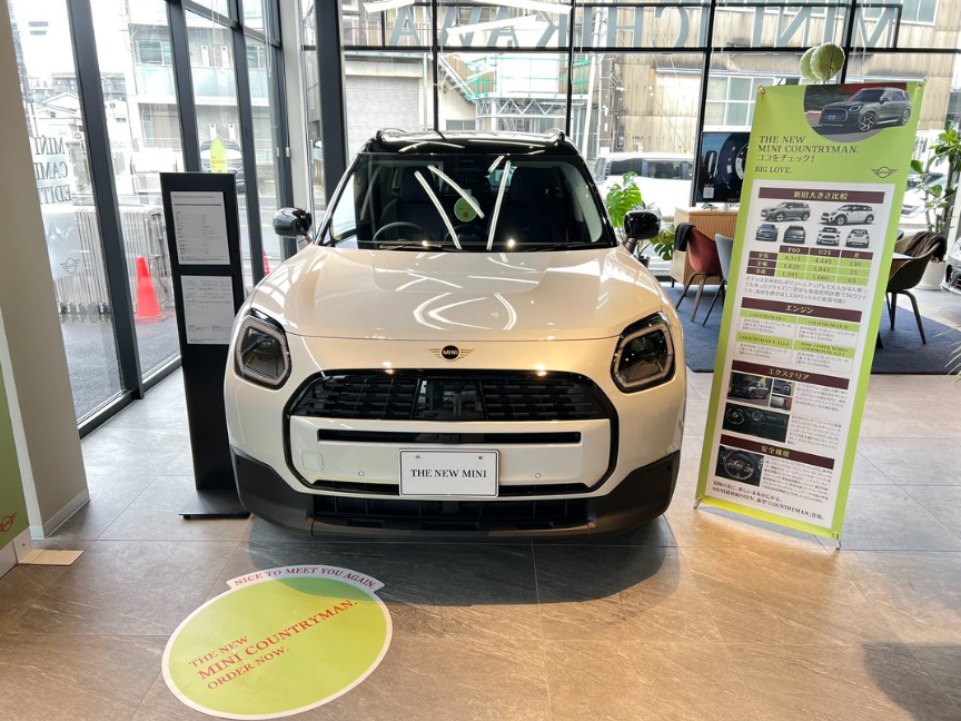 GlanzMini's tweet image. 【MINI市川】
MINI市川です🚗

今週の土曜日・日曜日はTHE NEW MINI COUNTRYMANのご試乗フェアを開催しております🙌✨

THE NEW MINI COUNTRYMANのすごさを体感してみませんか🥺？

皆様のご来店お待ちしております！

#MINI乗りさんと繋がりたい
#MINI好きと繋がりたい
#MINIのある風景
#MINI市川
