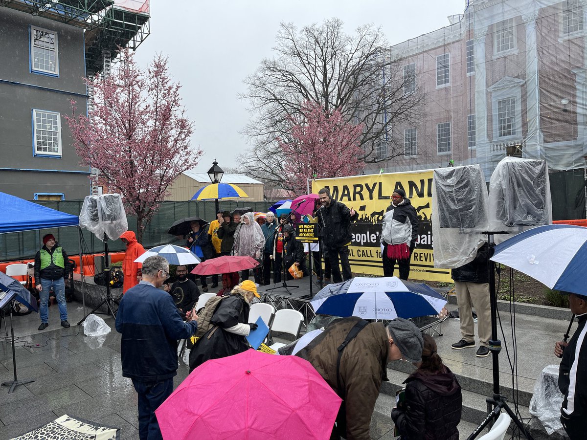 Today is 4 wks since the Maryland #PoorPeoplesCampaign held its Assembly in Annapolis.

No voices would have been heard (LITERALLY) if not for the generosity of Re:Action, who provided/operated the sound/stage equipment, working hard in the pouring rain!

reaxn.io