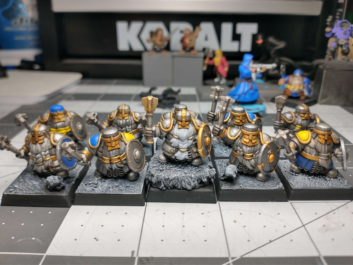 Getting some work done on the pile of shame, and some practice in on basing using the dwarves sculpted by <a href="/qrolanp/">qrolanp</a>