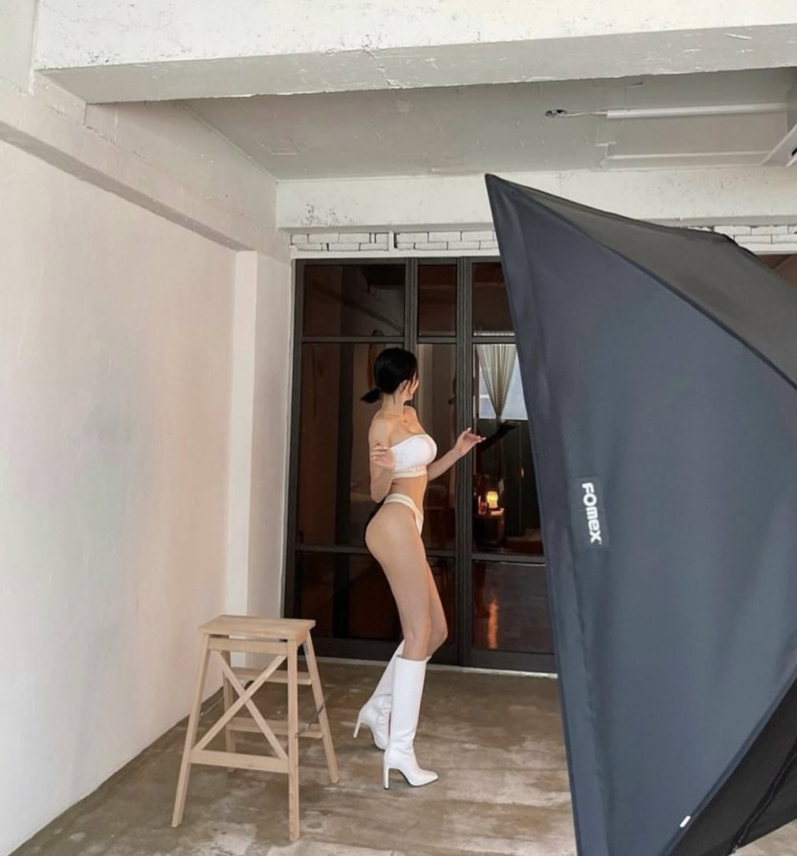 工作剪影
#DALS #QueenOfTears #健身 https://t.co/sJLfbHh9yK